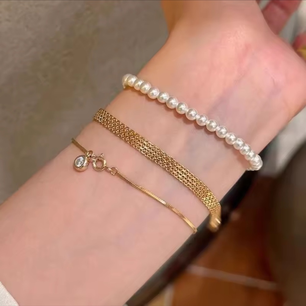 Elegant 18K Gold Chain Bracelet
Stainless Steel Bracelet - Picture 8 of 14